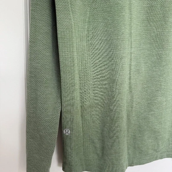 Lululemon Metal Vent Tech Long Sleeve Shirt 2.0 in Green size Men's Large